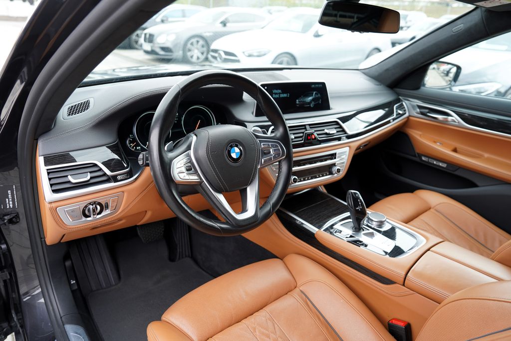 BMW Řada 7