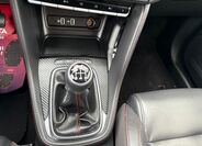 MG ZS 11