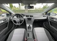 Volkswagen Golf 17