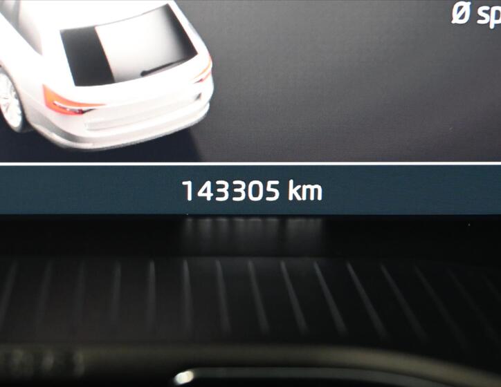 Škoda Superb 14