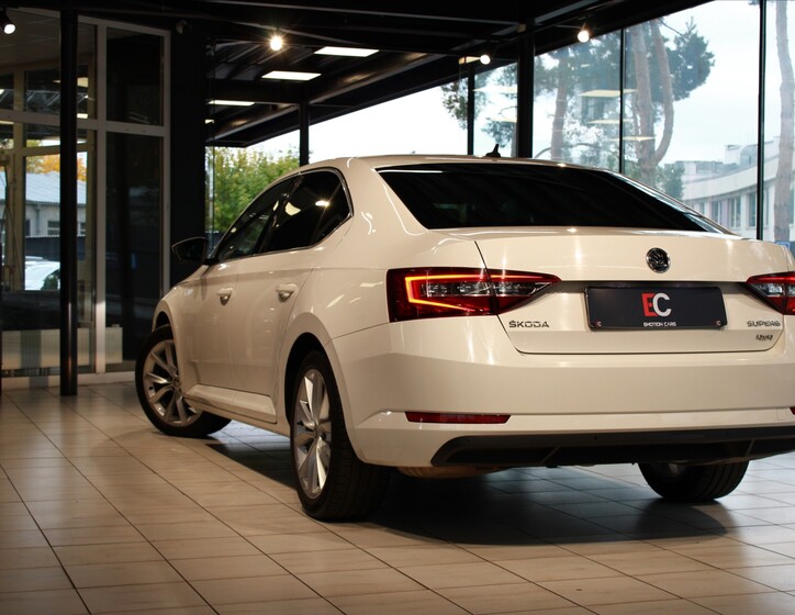 Škoda Superb 31