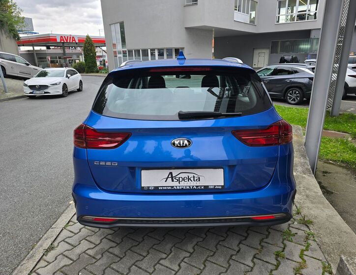 KIA Ceed 4