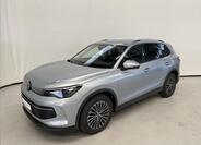 Volkswagen Tiguan 1