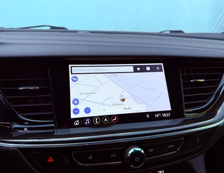 Opel Insignia 24