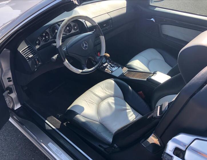 Mercedes-Benz SL 10