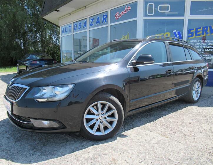 Škoda Superb 1