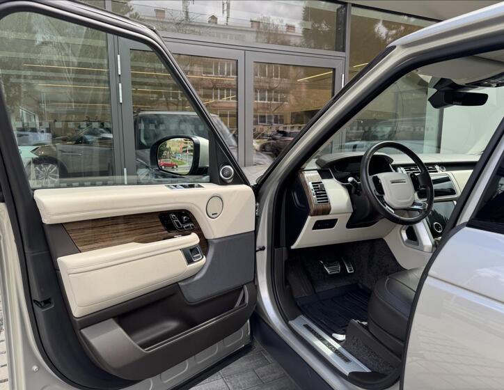 Land Rover Range Rover 6