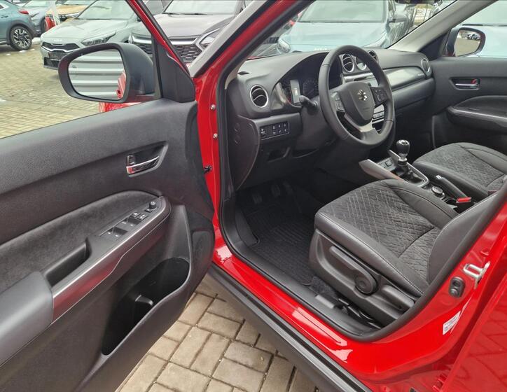 Suzuki Vitara 8
