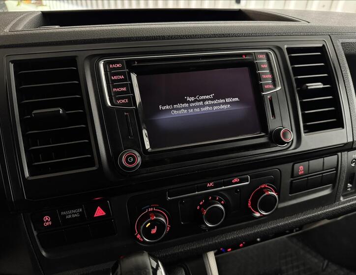 Volkswagen Transporter 23