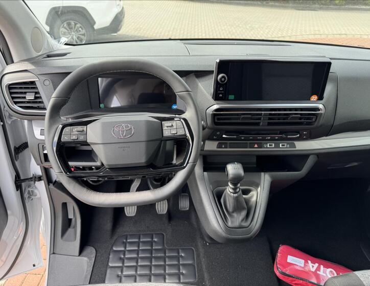 Toyota ProAce Verso 14