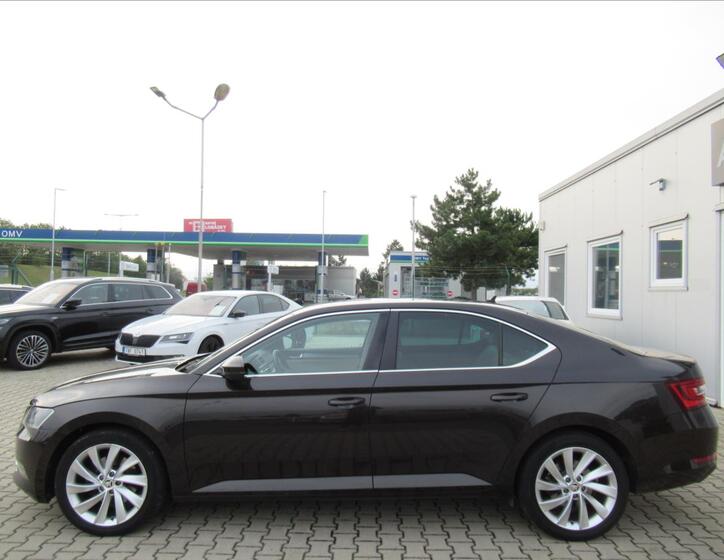 Škoda Superb 3