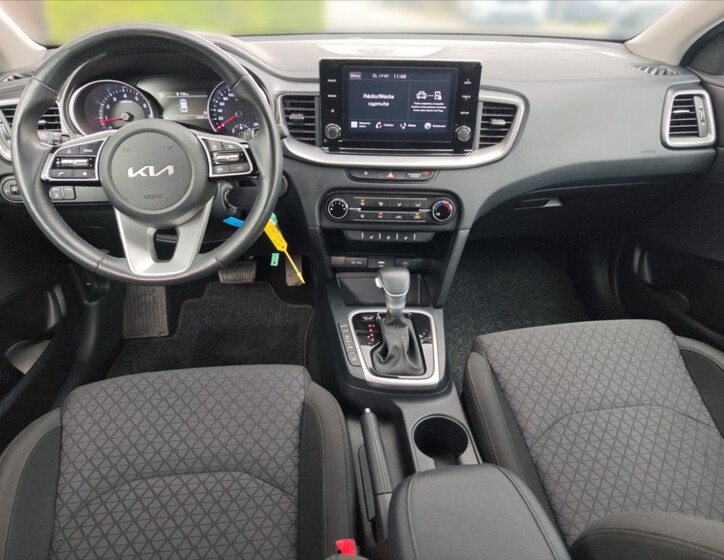 KIA Ceed 8