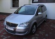 Volkswagen Touran 2