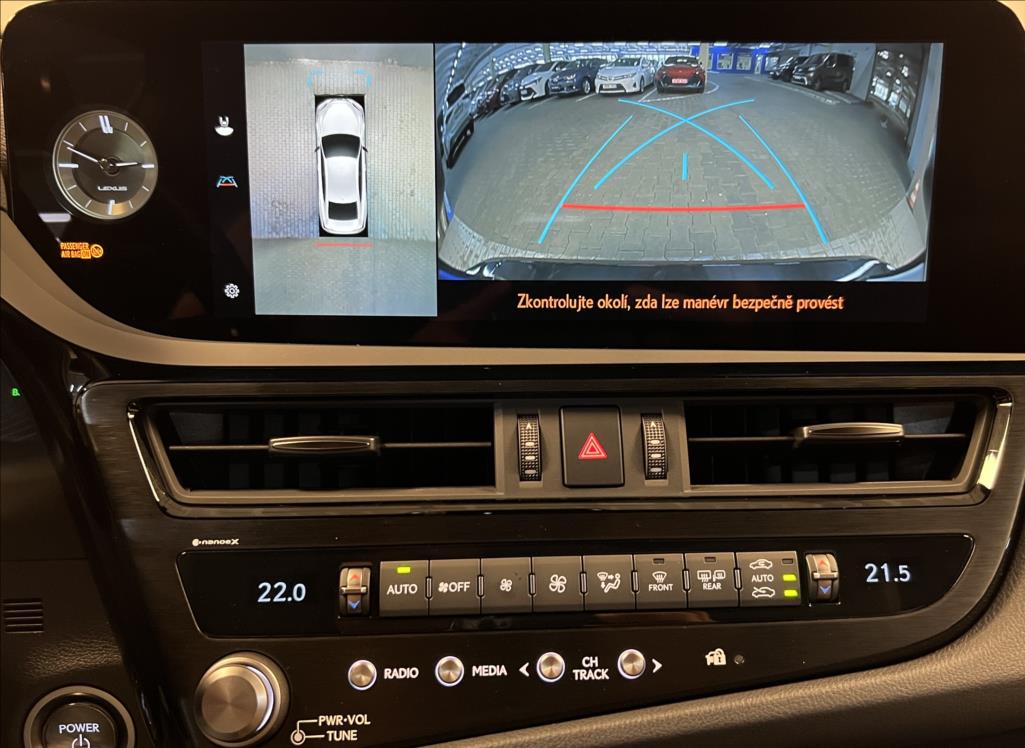 Lexus ES 300h