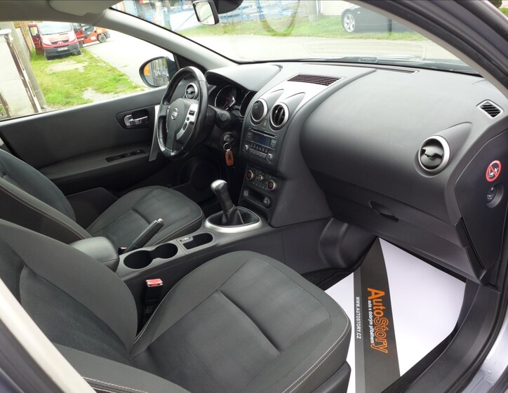 Nissan Qashqai 30