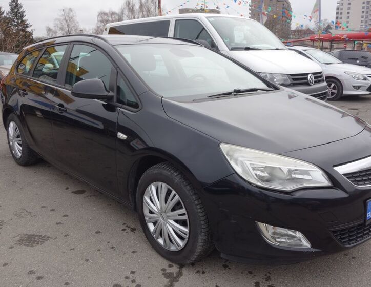 Opel Astra 8