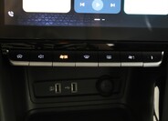 MG ZS 15