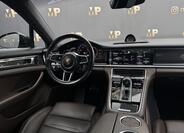Porsche Panamera 12