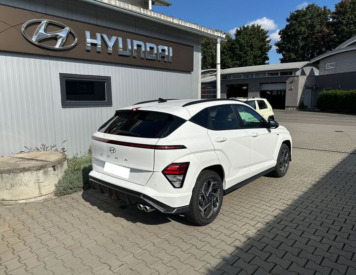 Hyundai Kona 5