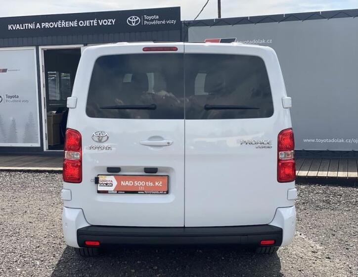 Toyota ProAce Verso 5
