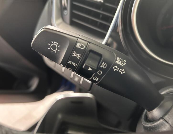KIA XCeed 13