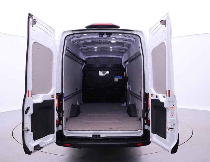 Ford Transit 9