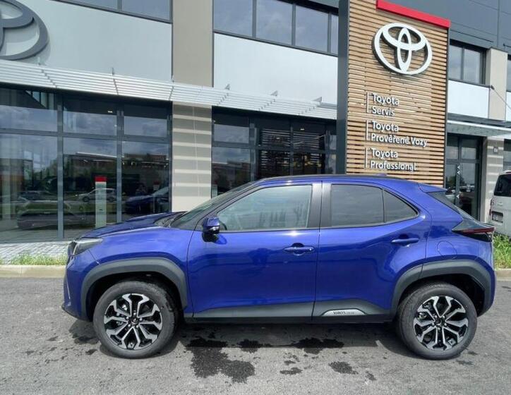 Toyota Yaris Cross 2