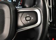 Volvo XC40 18
