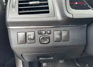 Toyota Avensis 19