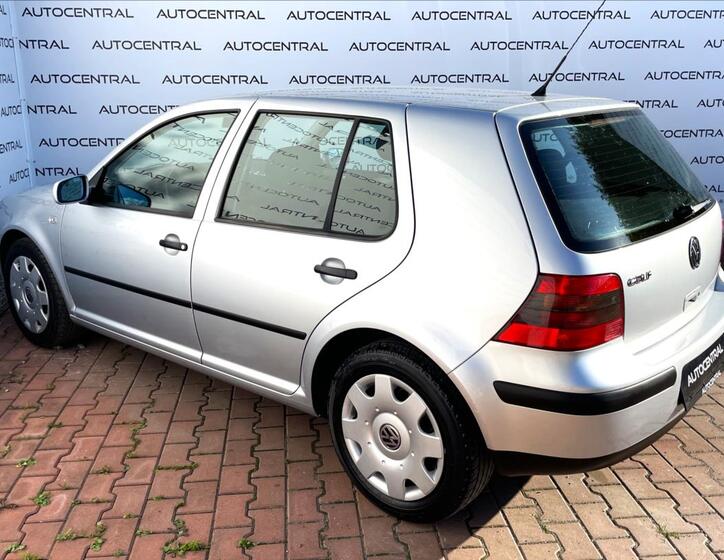 Volkswagen Golf 6