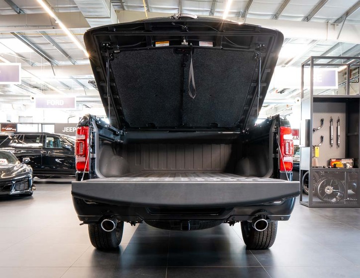 Dodge RAM 8