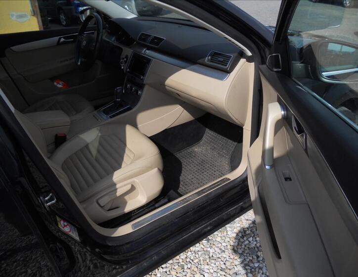 Volkswagen Passat 19