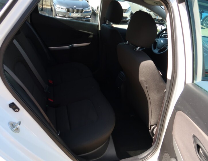 KIA Ceed 10