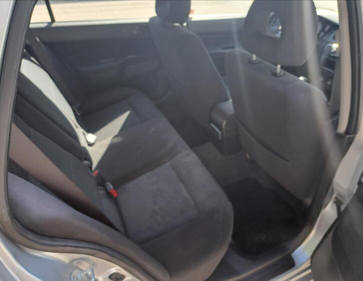 Mitsubishi Lancer 36