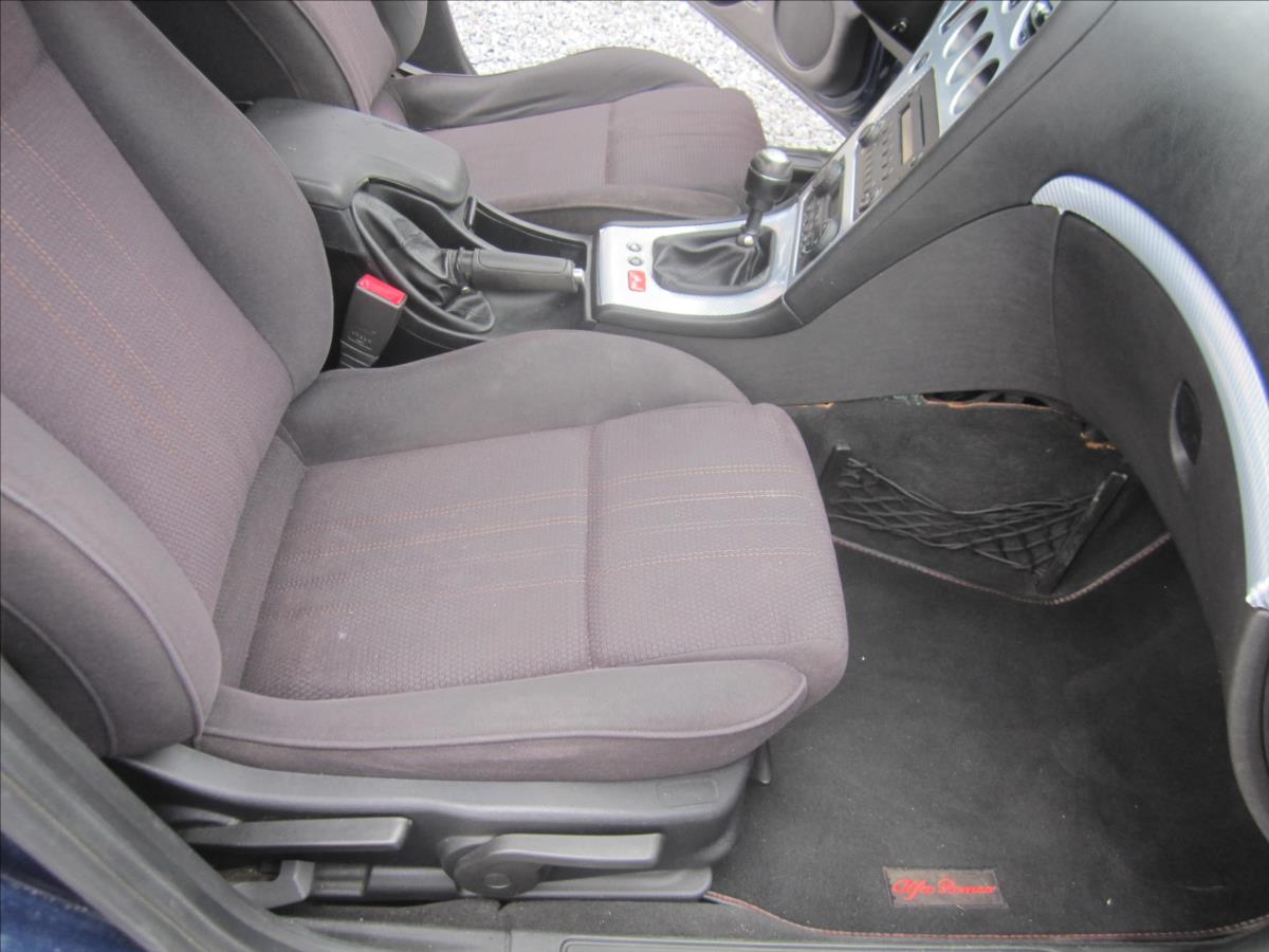 Alfa Romeo 159