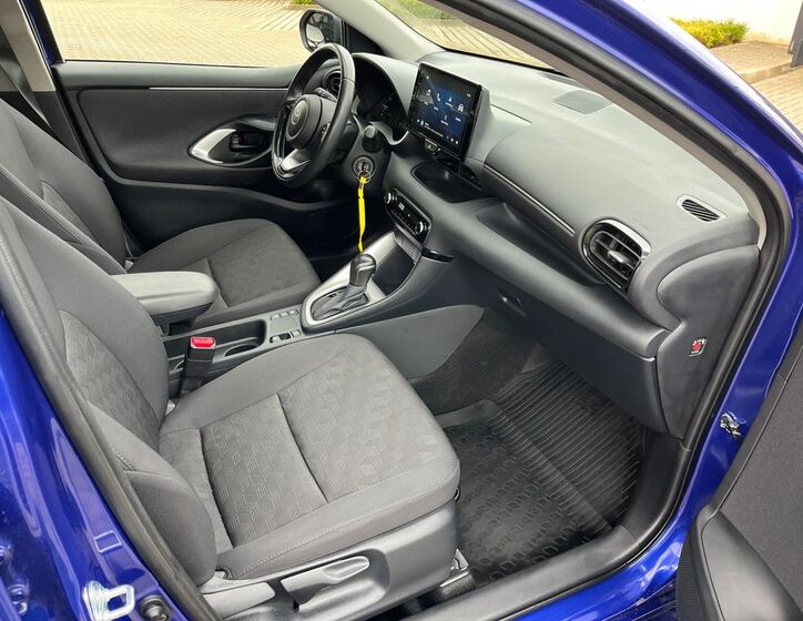 Toyota Yaris 18