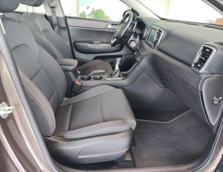 KIA Sportage 11