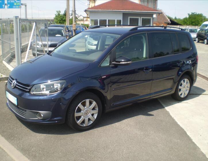 Volkswagen Touran 2