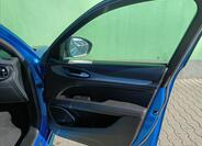 Alfa Romeo Stelvio 43
