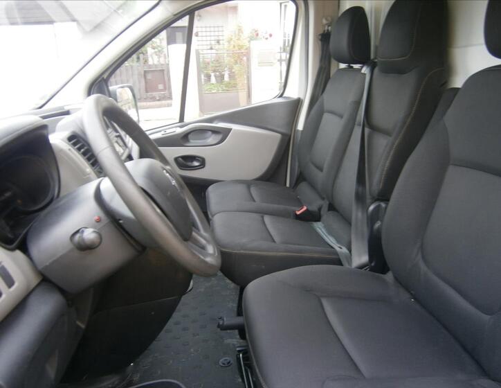Renault Trafic 7