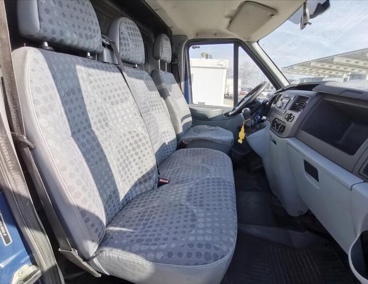 Ford Transit 7