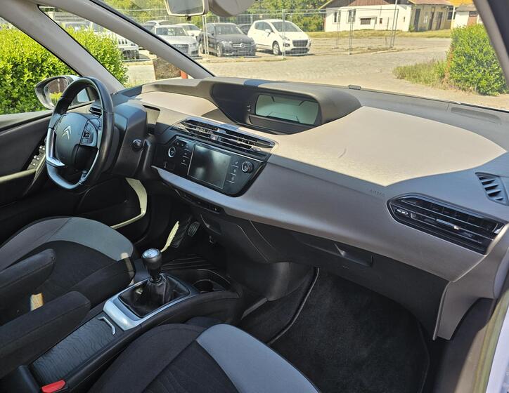 Citroën Grand C4 Picasso 38