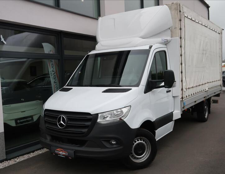 Mercedes-Benz Sprinter 1