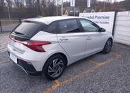 Hyundai i20 8