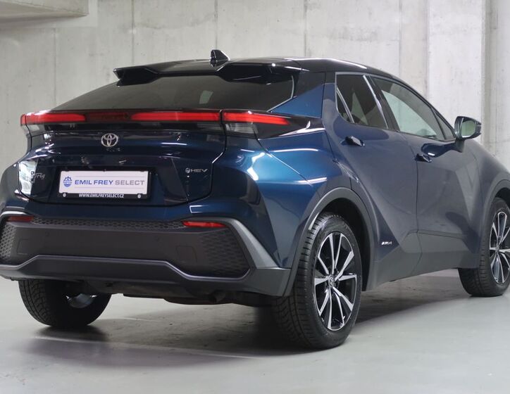 Toyota C-HR 5