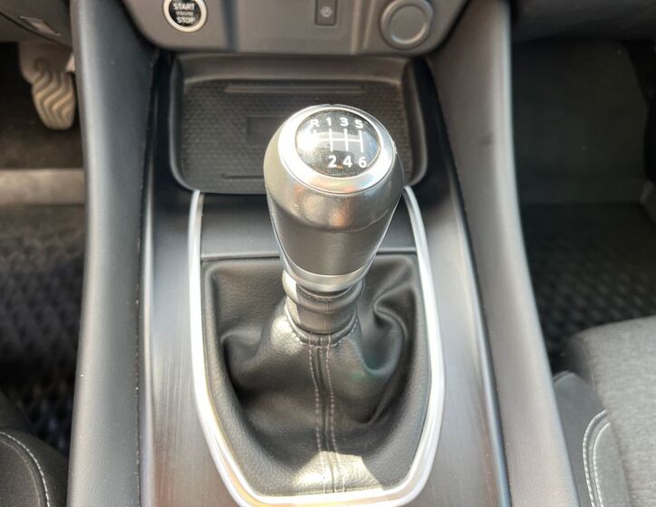 Nissan Qashqai 24