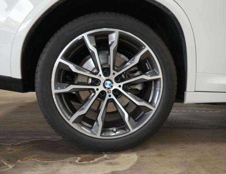 BMW X4 9