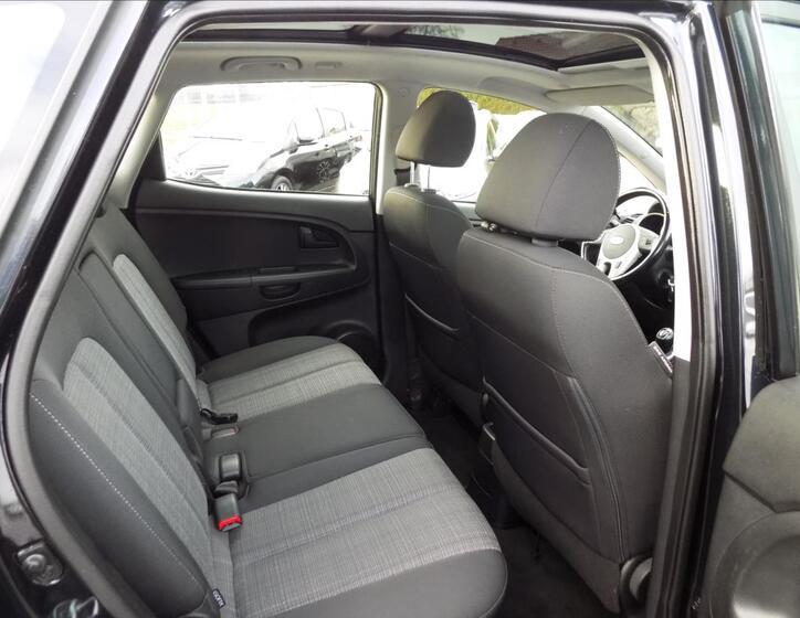 KIA Venga 22