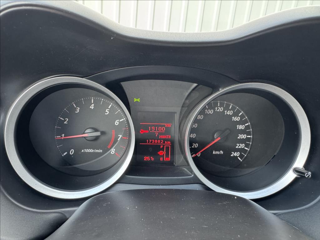 Mitsubishi Lancer
