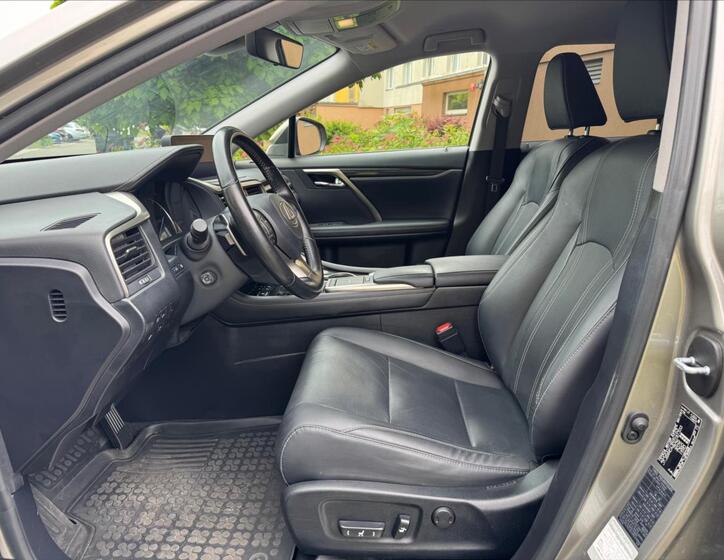 Lexus RX 300 5